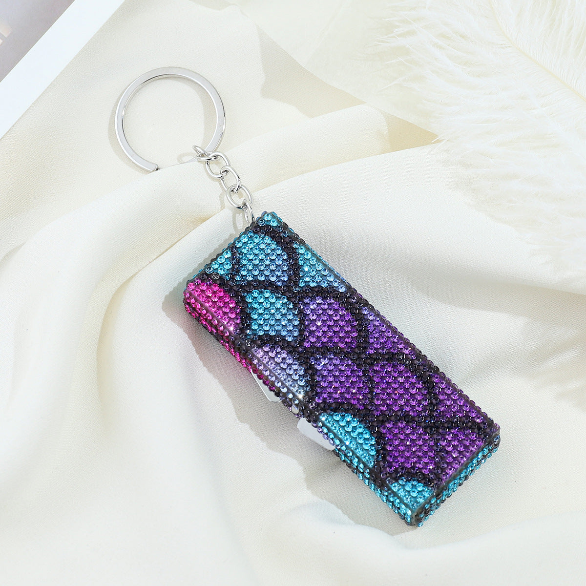 Wholesale Diamond Small Medicine Box Aluminum Alloy Storage Box Keychain